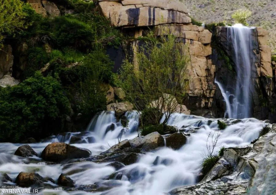 آبشار و کتیبه گنجنامه همدان